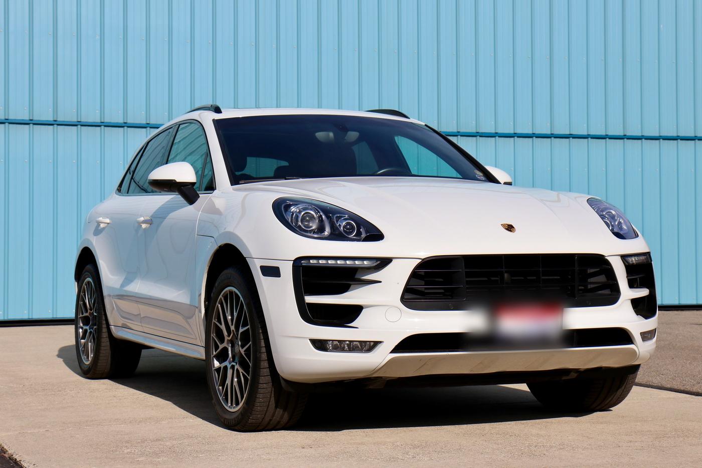 Porsche Macan after dry ice cleaning and KSL Ceramic Coating